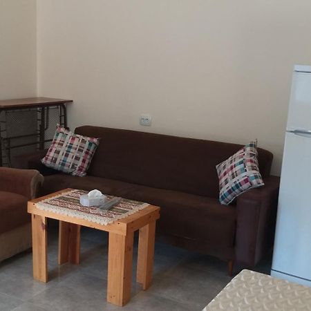 Arami Guest House Dilijan Δωμάτιο φωτογραφία